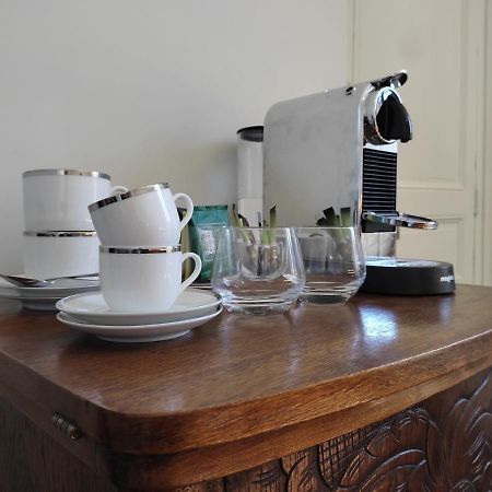 Bed and Breakfast Planches Et Plonk Belvès Esterno foto