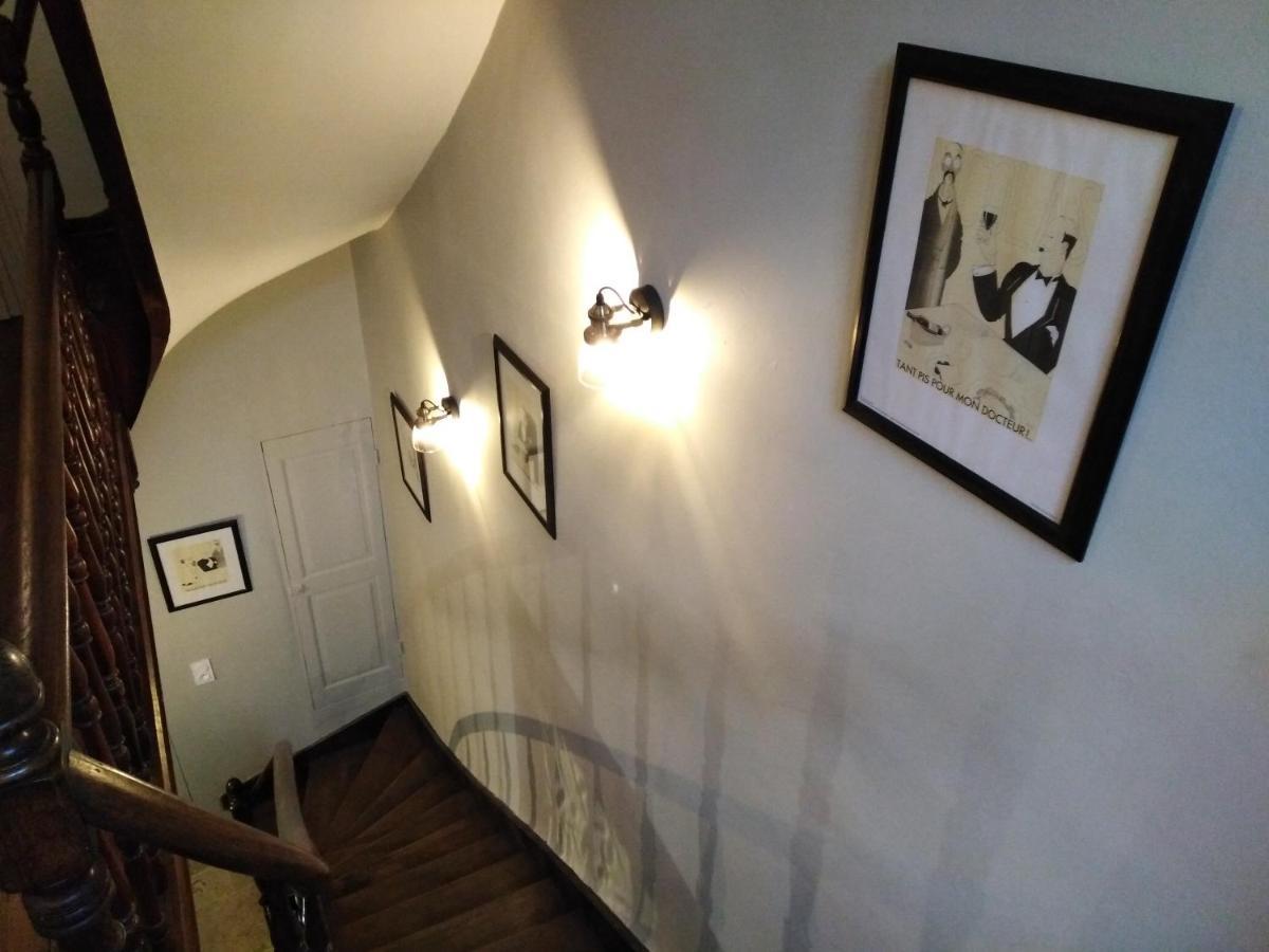 Bed and Breakfast Planches Et Plonk Belvès Esterno foto